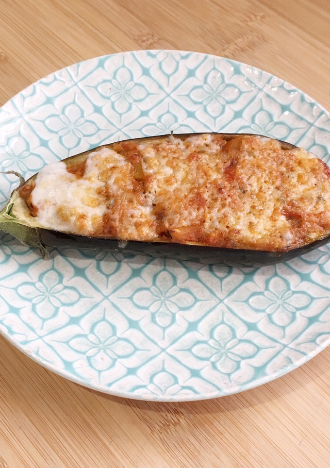 Una foto de Berenjena rellena de boloñesa vegetariana