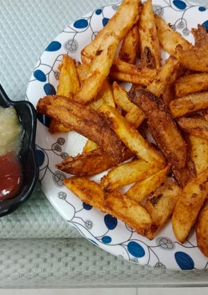 आलू फिंगर्स (aloo fingers recipe in Hindi) रेसिपी मुख्य फोटो