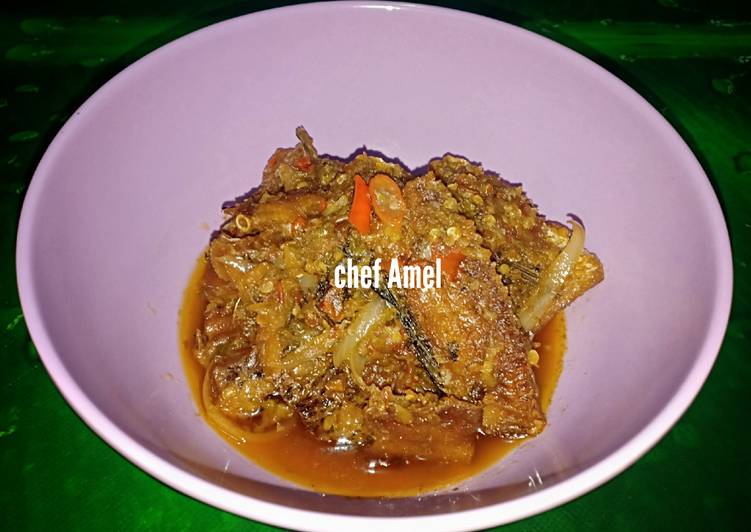 Ikan asin gabus balado