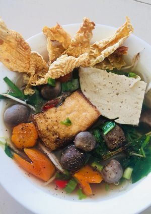 A picture of Vegetarian Hu Tieu Noodle Soup.