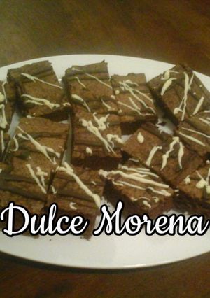 Una foto de Brownie húmedo