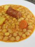 Potaje de garbanzos con chorizo