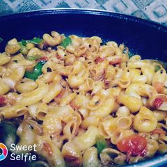 Indian style macaroni A picture of Indian style macaroni.