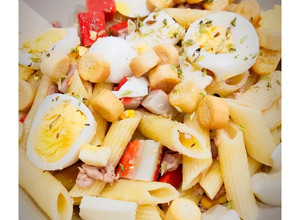 Foto de Salada de Delicias do Mar e Massa - rápida e simples para dias de neura