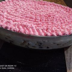A picture of Fresh fruit pudding.