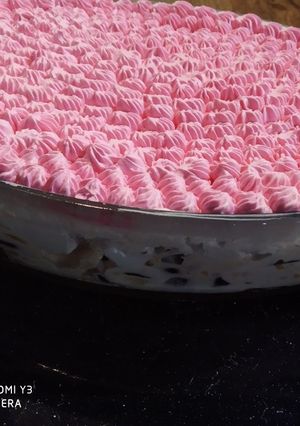 A picture of Fresh fruit pudding.