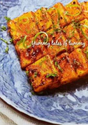 अनानास सॉस वाला पनीर चिल्ली (Ananas-Sauce wala Paneer Chilli recipe in Hindi) रेसिपी मुख्य फोटो
