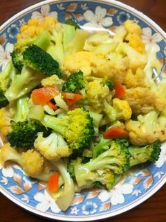 咖哩炒雙色花椰菜 的食譜成品照片