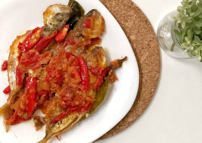 Cara membuat Ikan Selar Balado Cara membuat Ikan Selar Balado
