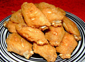 รูปของ ปีกไก่ทอดน้ำปลา