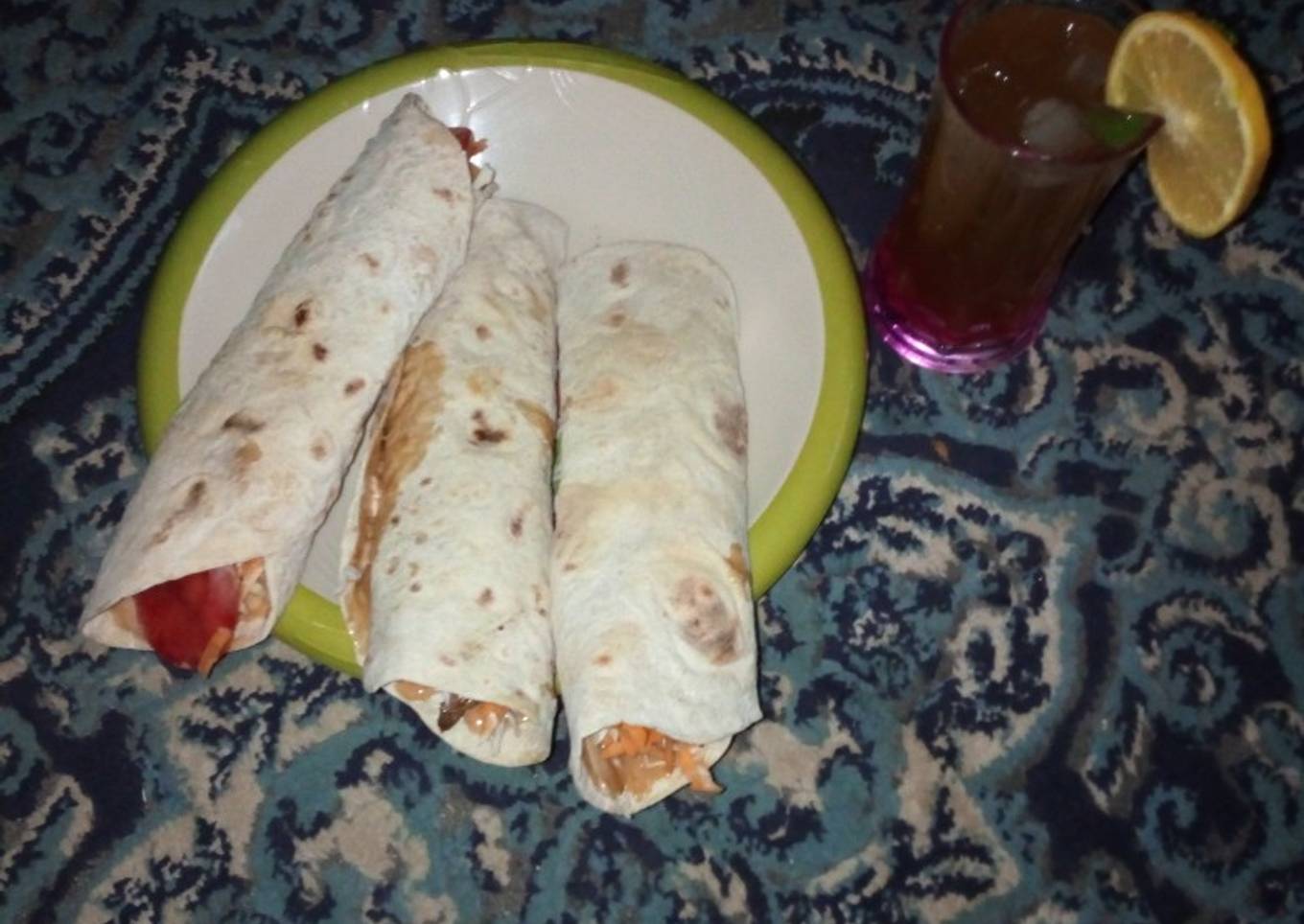 Meat Shawarma and lemon ice tea