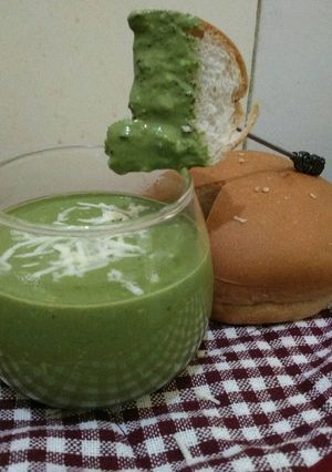 A picture of Spinach Cheese Fondue.