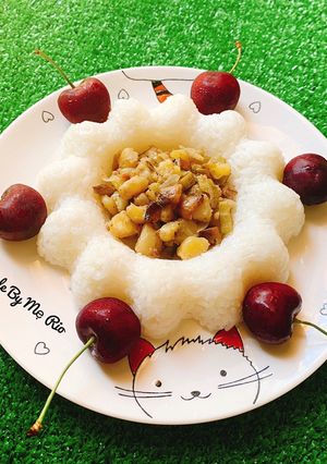 Hình của món Cơm lươn um chuối.