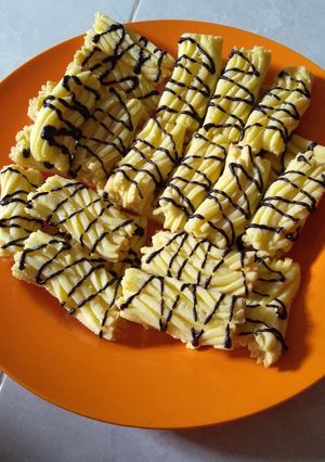 Foto resep Kue semprit sederhana