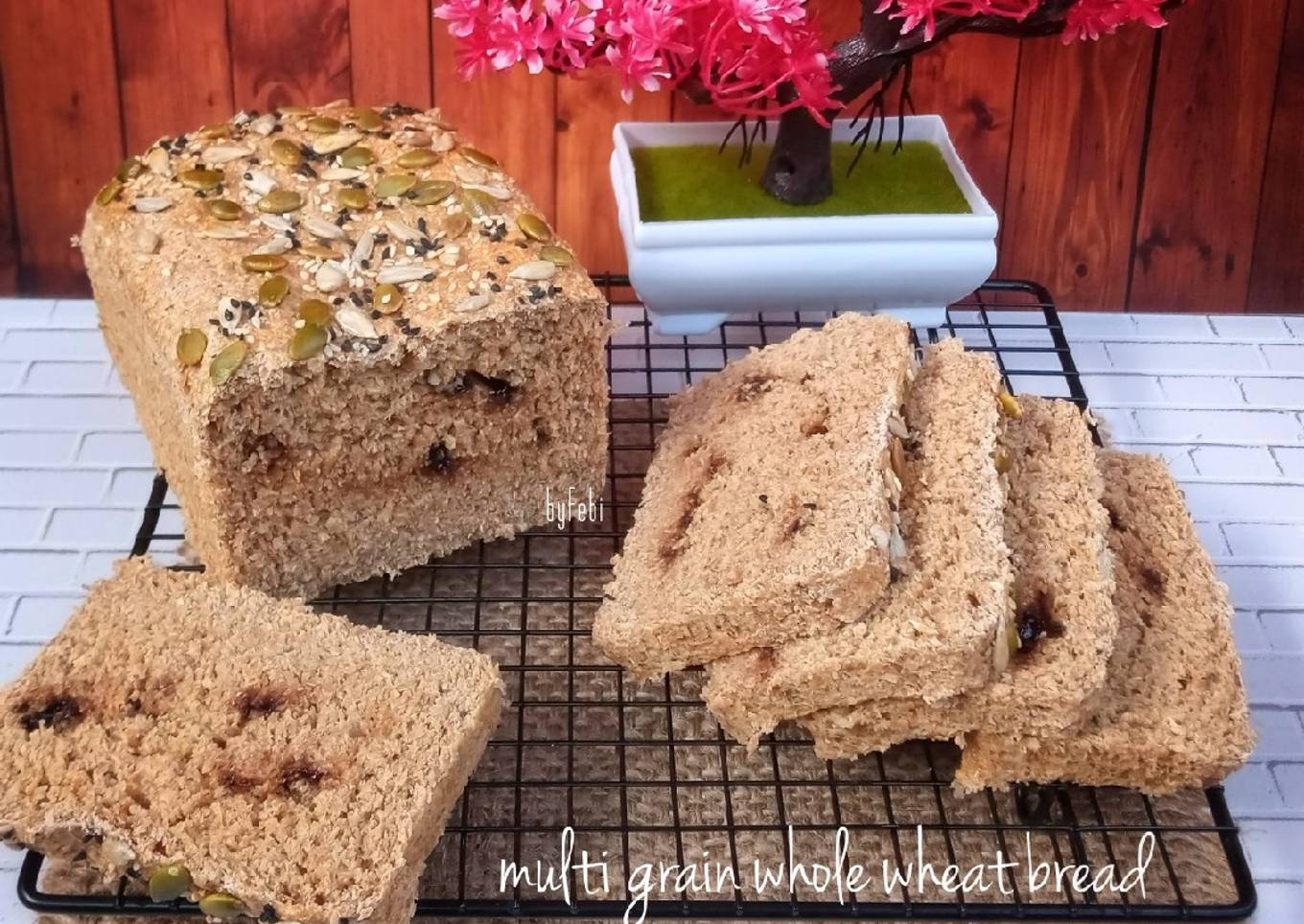 Multi Grain Whole Wheat Bread (roti 100% gandum)