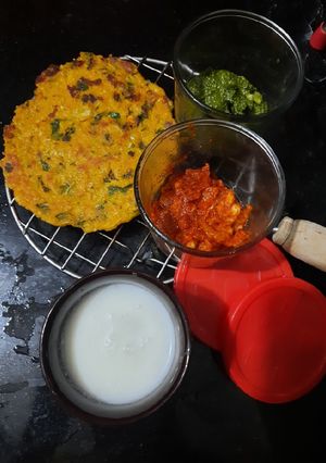 વેજ હાડવો (Veg Handvo Recipe in Gujarati) રેસીપી મુખ્ય ફોટો