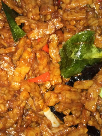 Cara Mudah Membikin Resep Tempe Kering Asam Manis yang Lezat Anti Ribet, Uenak Banget