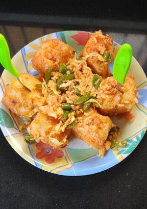 A picture of Mix schezwan dhokla rice.