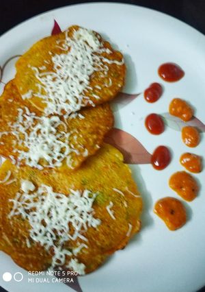 A picture of Mix flour veg uttapam.