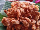 หมูสามชั้นทอดกรอบๆ ปรุงน้อยอร่อยๆค่ะ