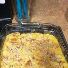 A picture of Cheesey ham and potato casserole.