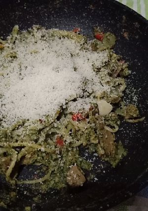Foto resep Spaghetti with Spinach and Almond Sauce