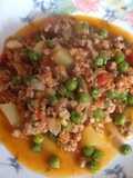 Estofado de cerdo con vegetales