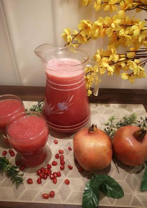 A picture of Anar juice.