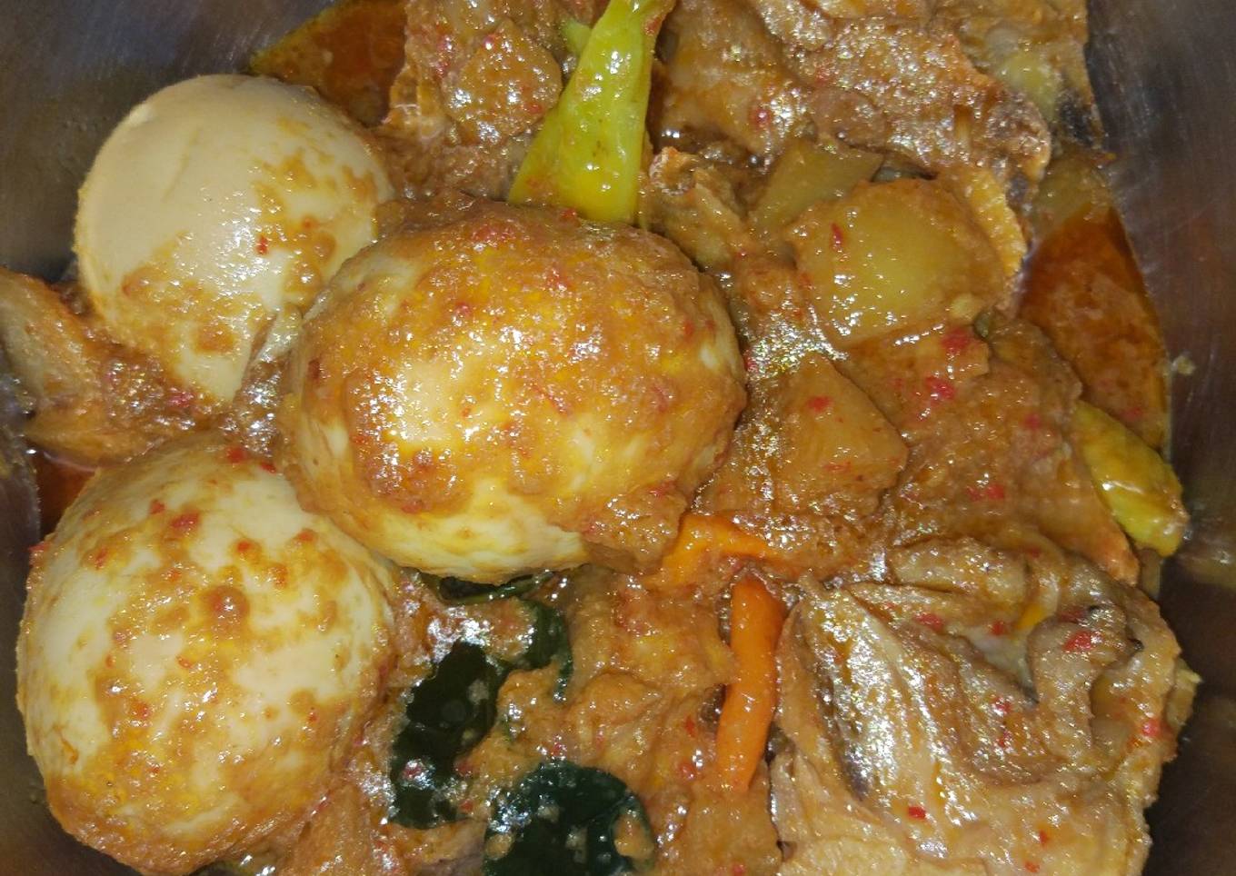 Semur Ayam Telur Kentang