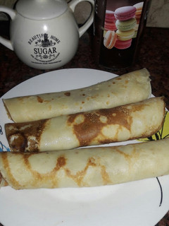 Una foto de Panqueques esponjosos con dulce de leche 😊