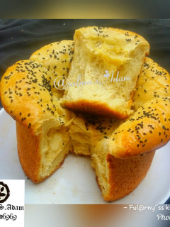 A picture of Black seed bread by salma's_delicacies.