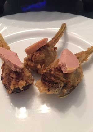 Una foto de Alcachofas en tempura con foie