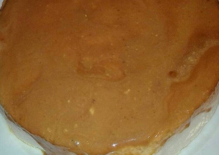 Flan de horchata con queso y toffe