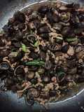 ผัดเห็ดถอบหมูสับ(เห็ดเผาะ)