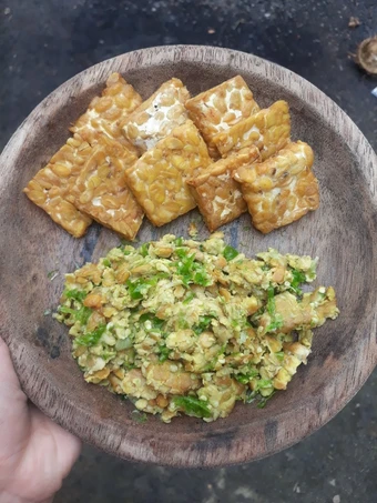 Cara Gampang Membikin Resep Tempe penyet sambal ijo yang Sempurna Anti Ribet, Menggugah Selera