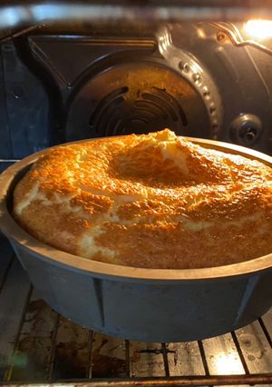 Une photo de Quiche Lorraine généreuse sans pâte