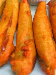 மிளகாய் பஜ்ஜி(chilli bajji recipe in tamil) செய்முறை முக்கிய புகைப்படம்