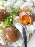 6 minute jammy soy-marinated eggs