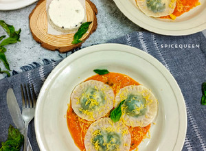 A picture of Spinach and Feta Ravioli.