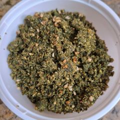 A picture of Curry leaves chutney.