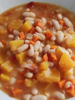 Una foto de Potaje de alubias con calabaza