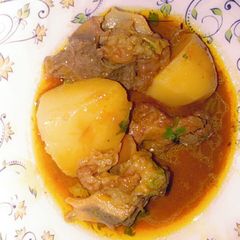 A picture of Allu ghousht.