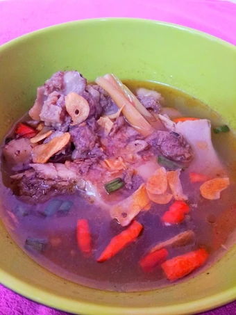 Cara Mudah Menyiapkan Resep 9.ASEM ASEM BALUNGAN (TULANG SAPI) yang Enak Banget