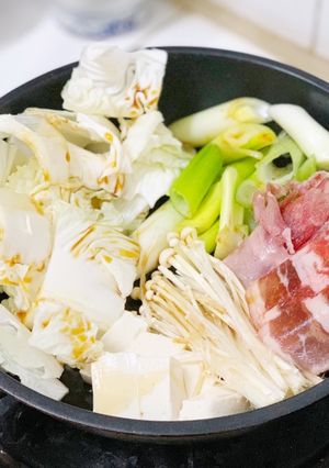 Hình của món Sukiyaki.