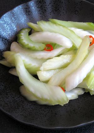 A picture of Sweet & Sour Celery.