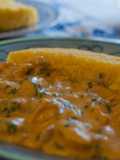 Tocăniţa de pui cu mămăligă - Spezzatino di pollo con polenta