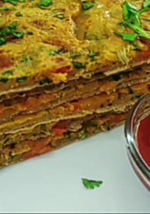 बची हुई रोटी के स्नैक्स (Roti Snack Recipe In Hindi) रेसिपी मुख्य फोटो