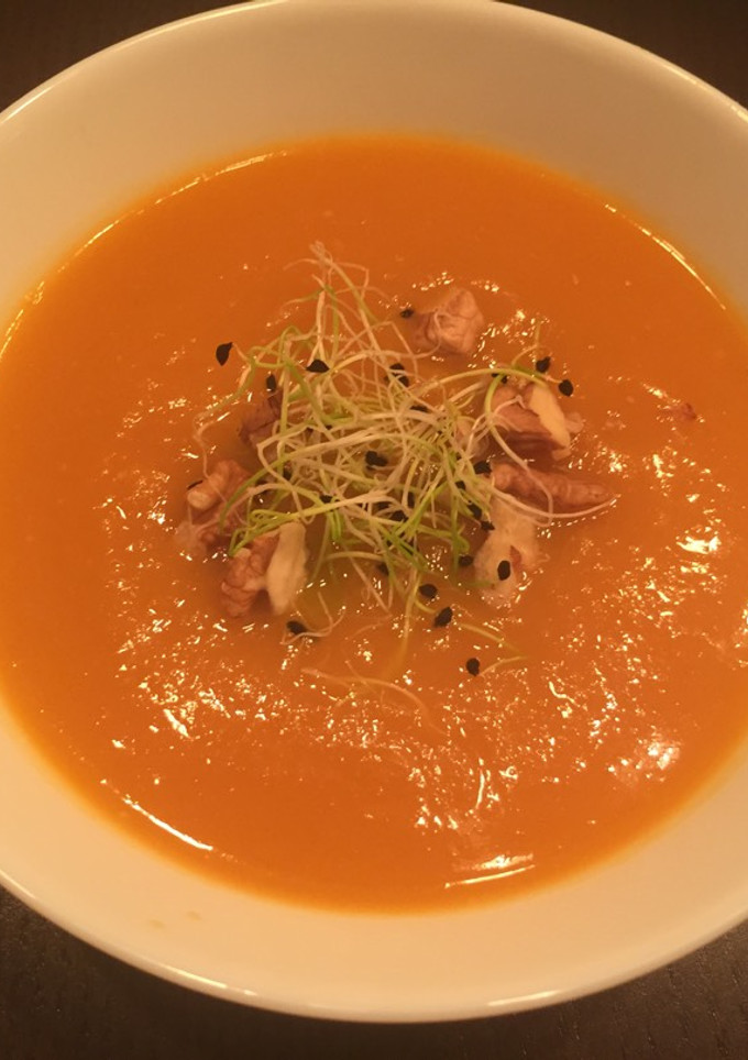 Una foto de Crema de calabaza y jengibre