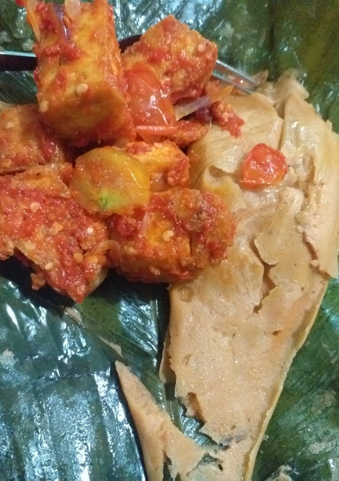 A picture of Leaf moi moi.