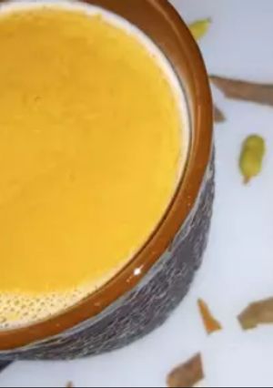A picture of Cinnamon Cardamom Tea.